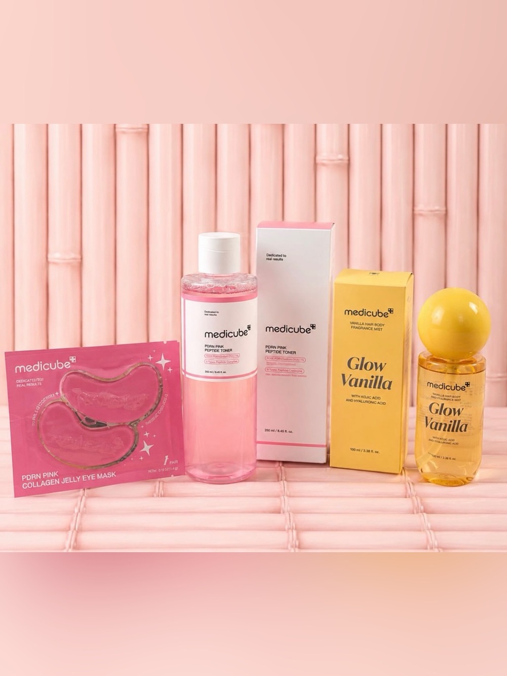 MEDICUBE BUNDLE: Glow Vanilla Mist? PDRN Toner & PDRN eye masks.